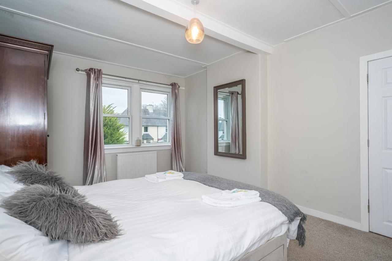 Pass The Keys Cosy And Spacious 2 Beds Flat With - Free Parking Эдинбург Экстерьер фото